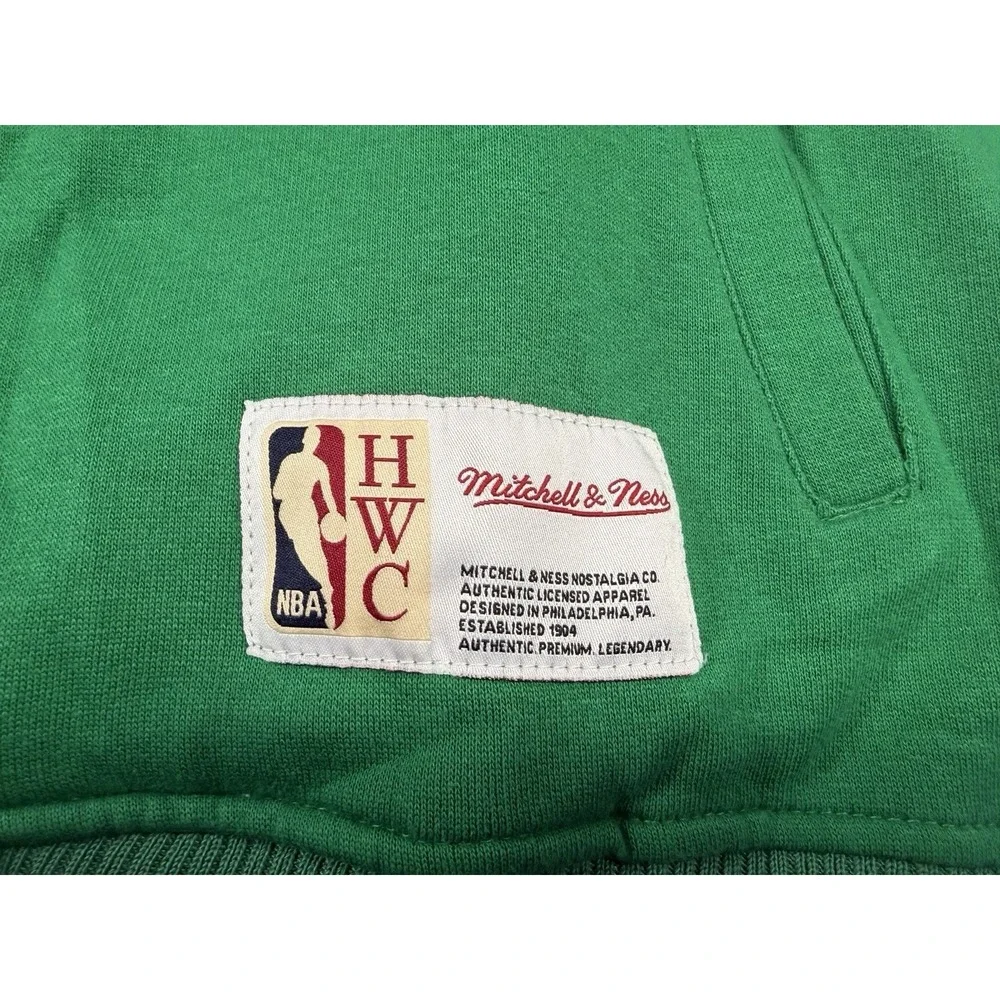 Boston Celtics Jacket Mens MEDIUM TALL Mitchell & Ness Varsity Basketball NWT